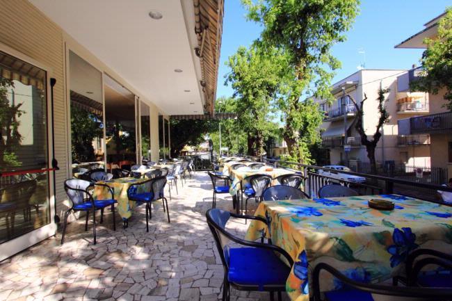 Hotel Moby Dick Rimini Exterior photo